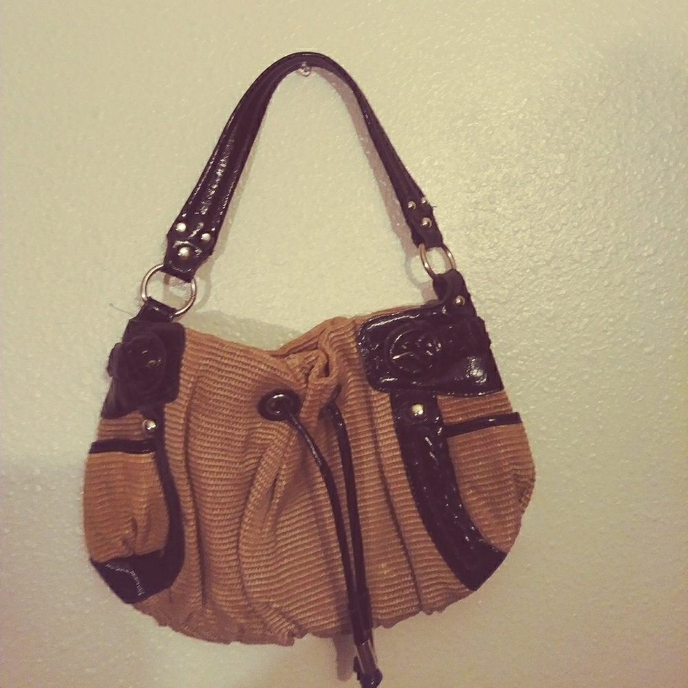 Kristin Davis purse